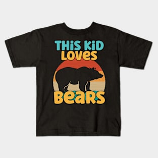 Kids This Kid Loves Bears - Bear lover design Kids T-Shirt